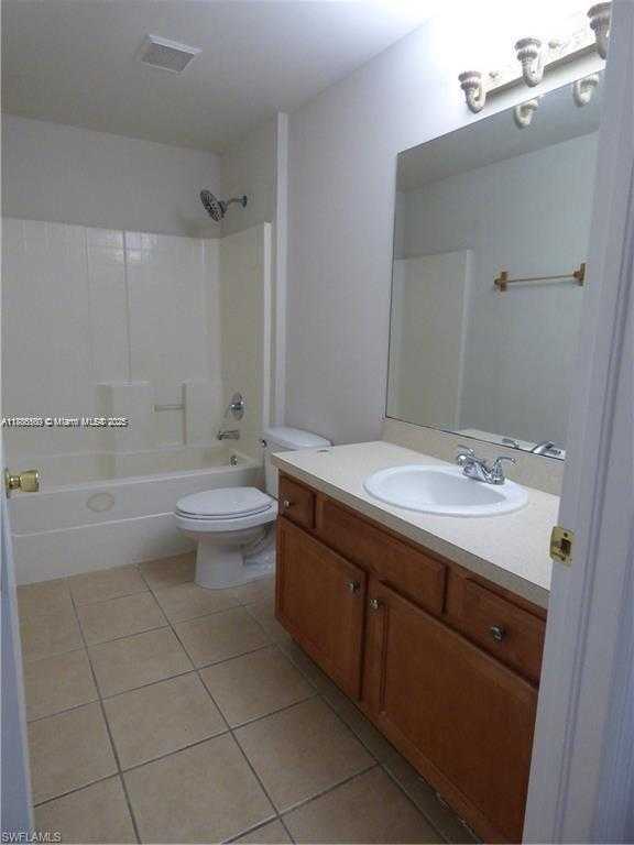 Small Image of Cape Coral Number 11