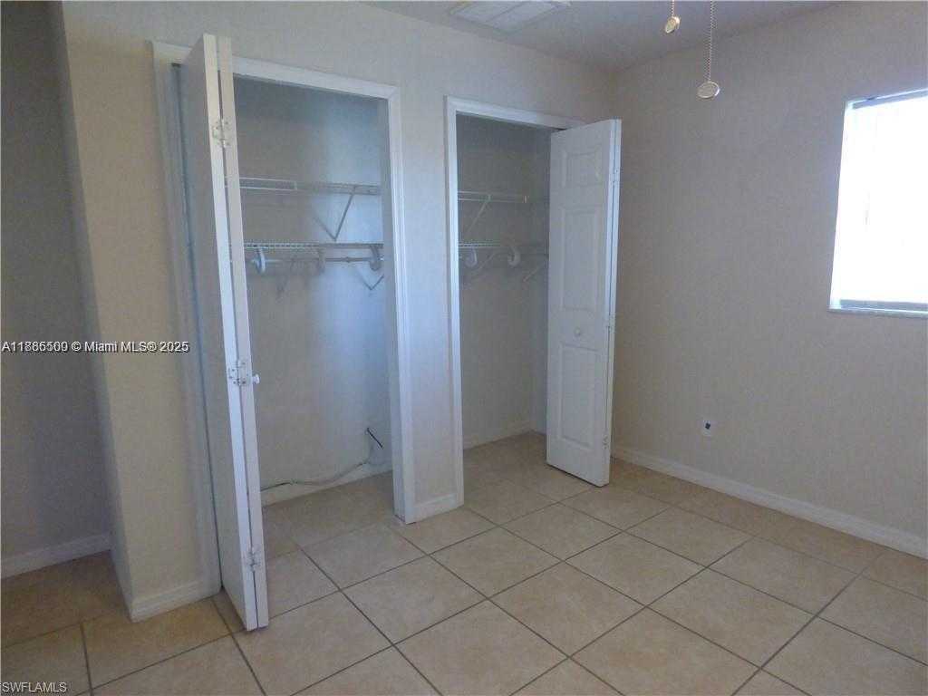 Small Image of Cape Coral Number 13