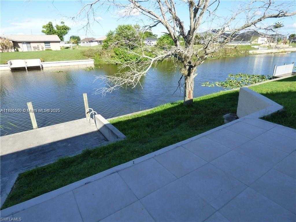 Small Image of Cape Coral Number 19