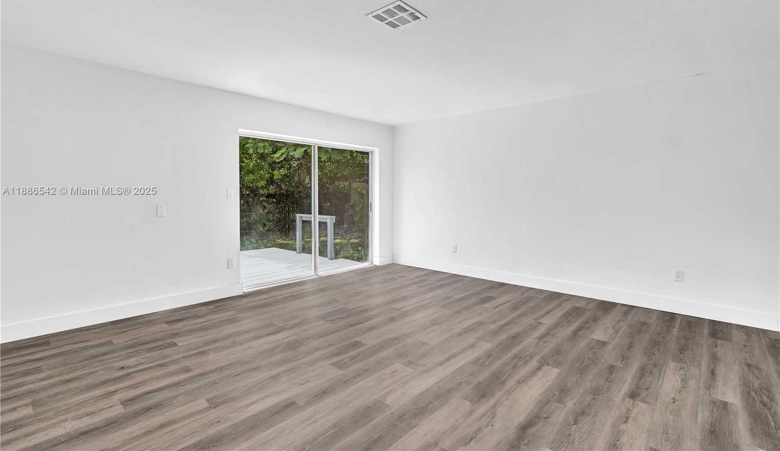 Small Image of 19701 BELMONT DR, Cutler Bay Number 41