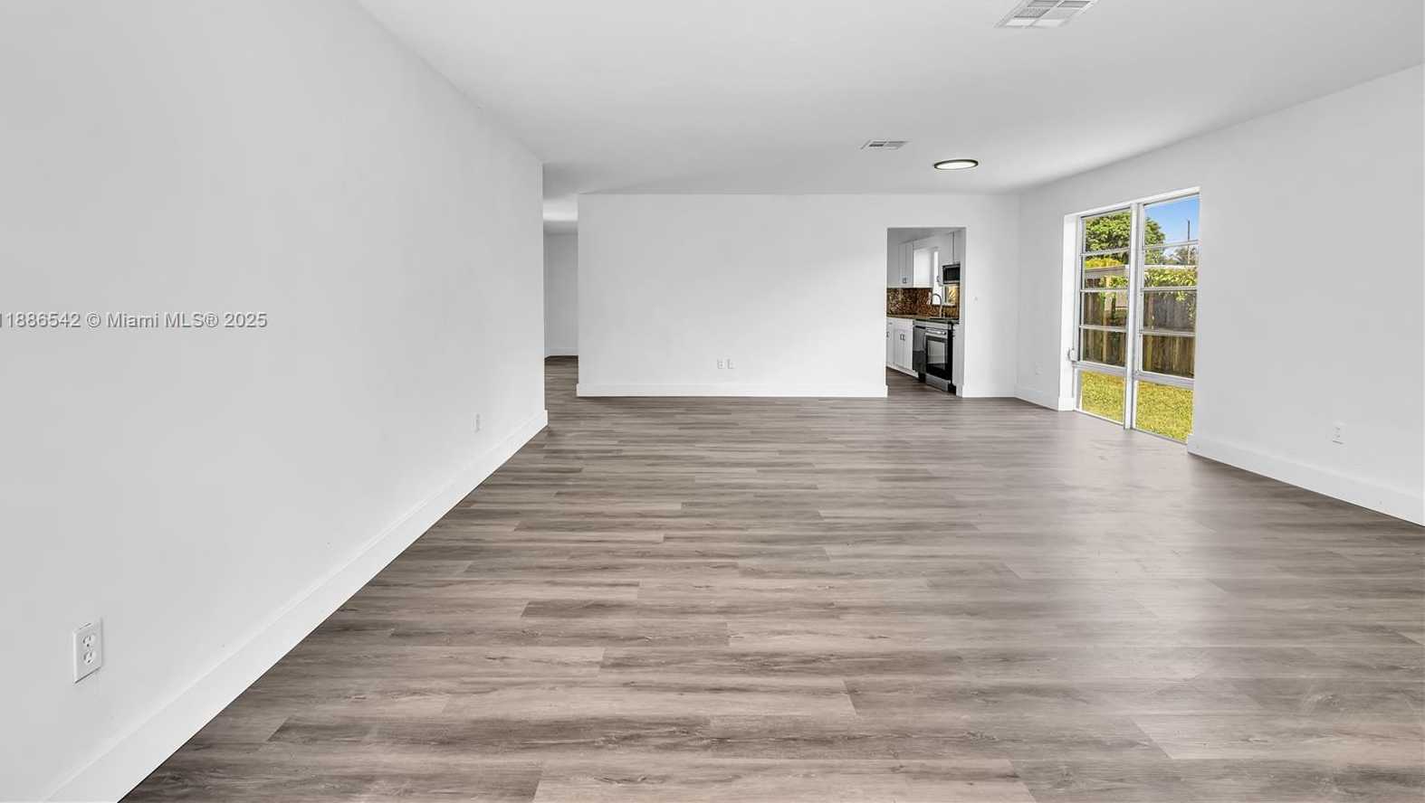 Small Image of 19701 BELMONT DR, Cutler Bay Number 42