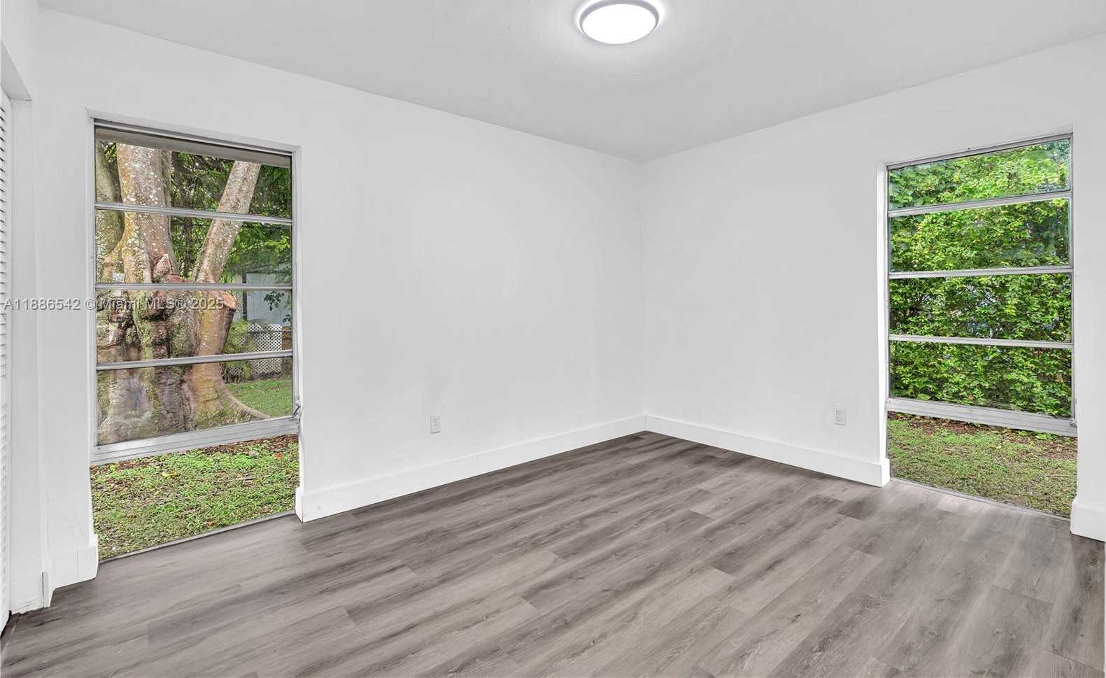 Small Image of 19701 BELMONT DR, Cutler Bay Number 52