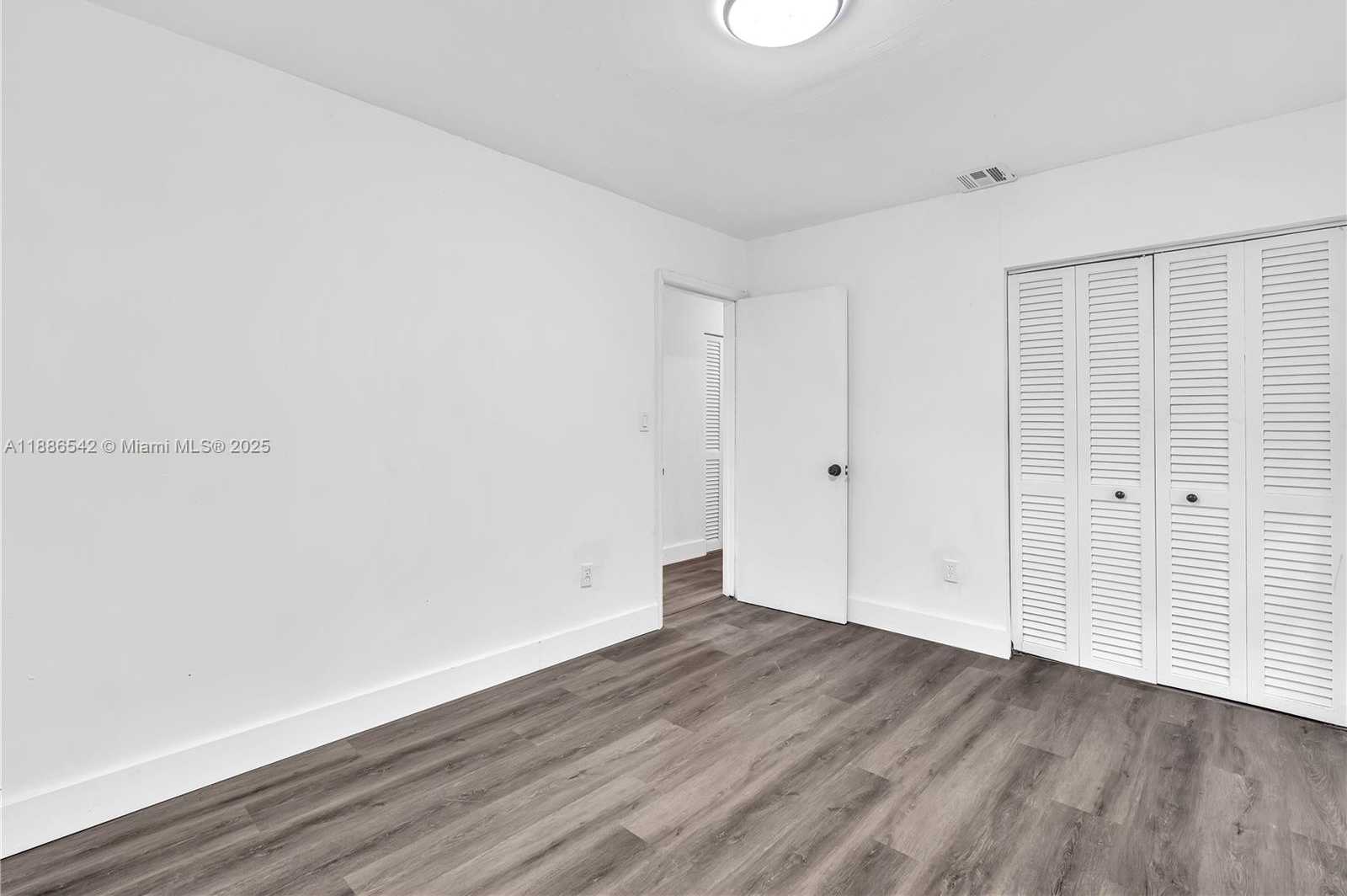 Small Image of 19701 BELMONT DR, Cutler Bay Number 53