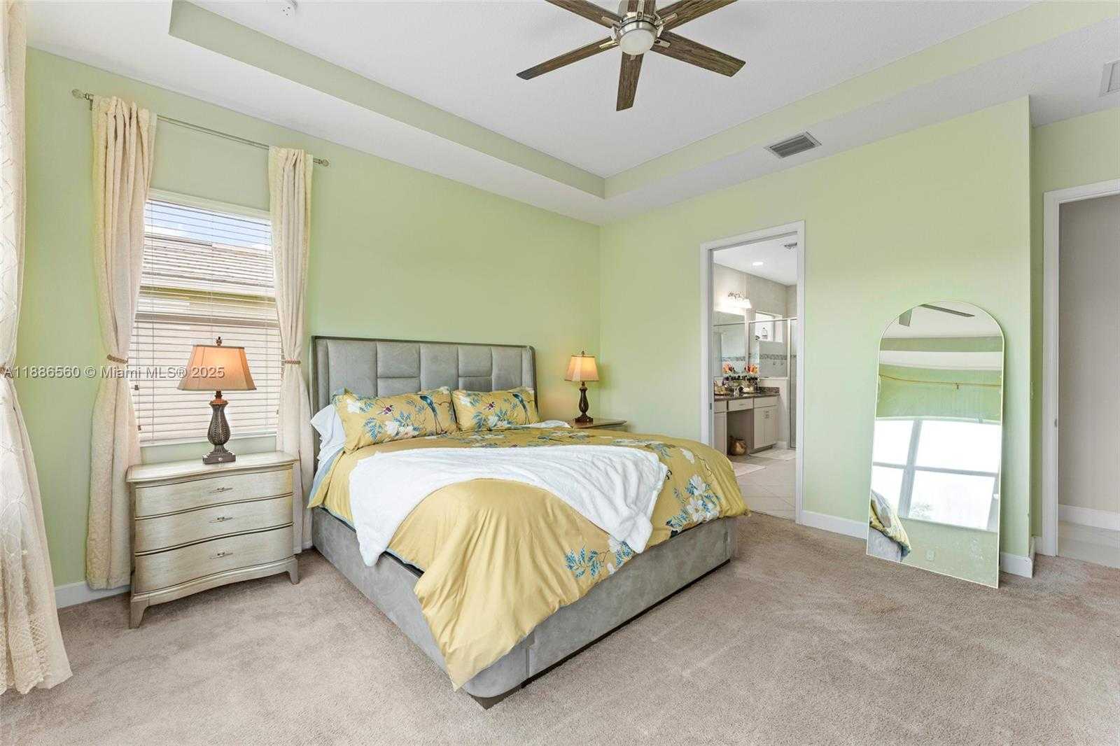 Small Image of 15901 MEADOWLARK CT, Loxahatchee Number 15