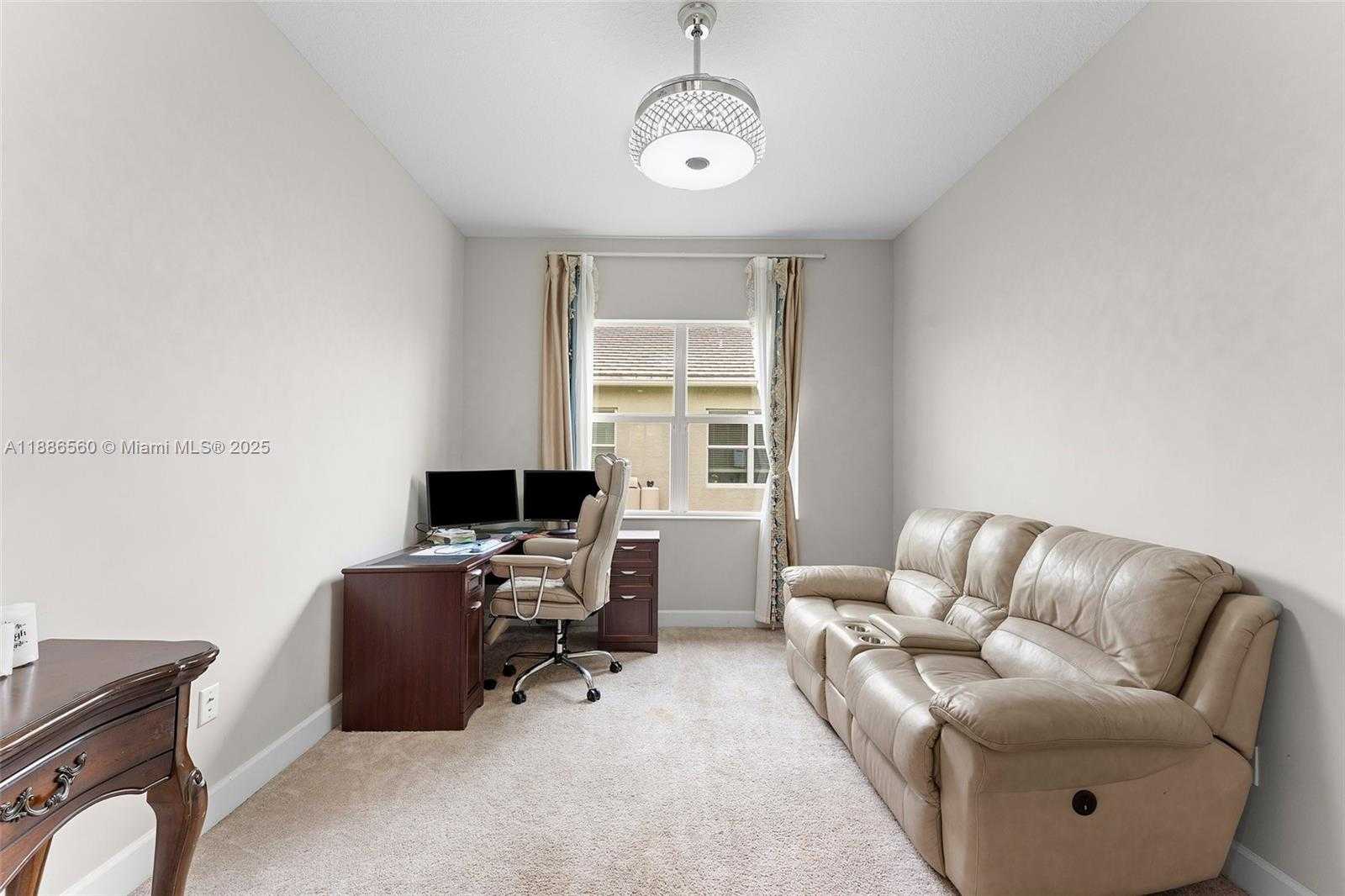 Small Image of 15901 MEADOWLARK CT, Loxahatchee Number 18