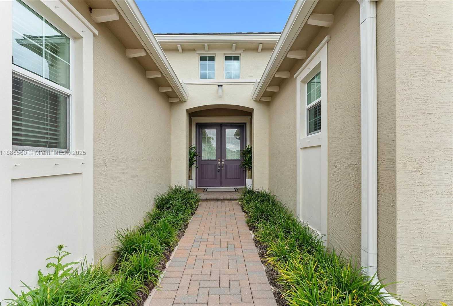 Small Image of 15901 MEADOWLARK CT, Loxahatchee Number 4
