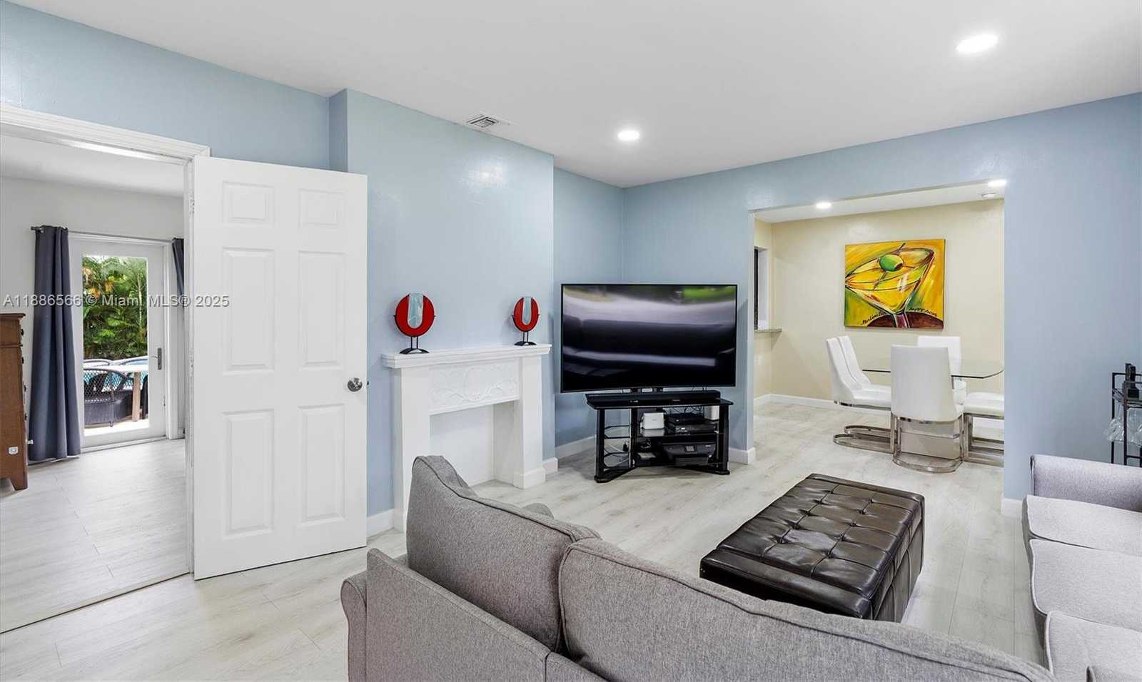 Small Image of 11028 NORTH WEST 2ND AVE, Miami Shores Number 11