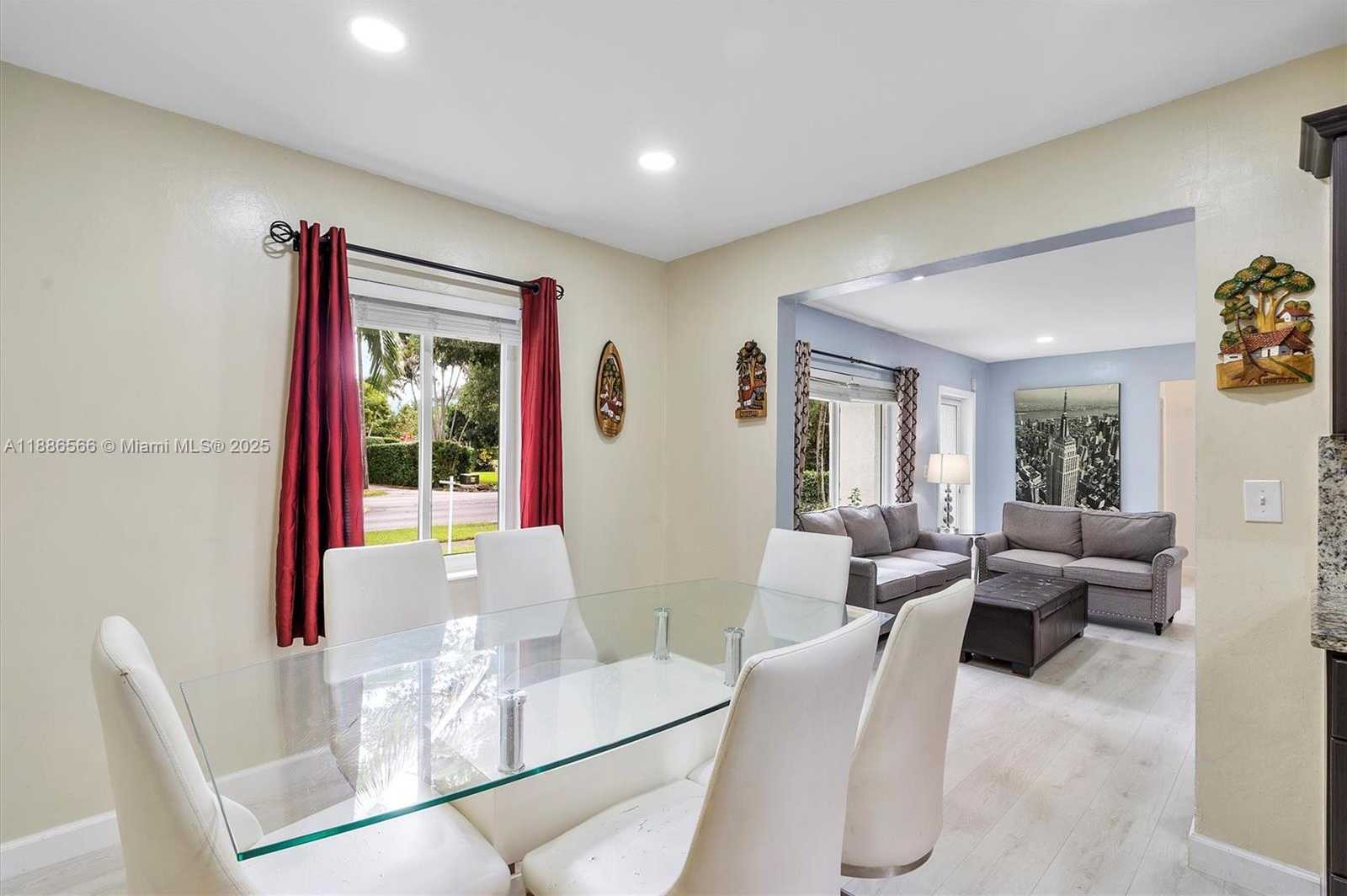 Small Image of 11028 NORTH WEST 2ND AVE, Miami Shores Number 17