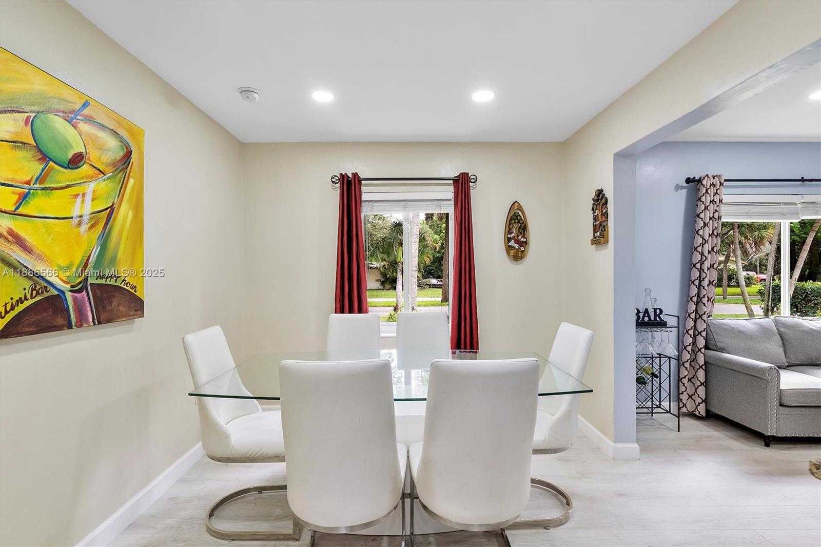 Small Image of 11028 NORTH WEST 2ND AVE, Miami Shores Number 18