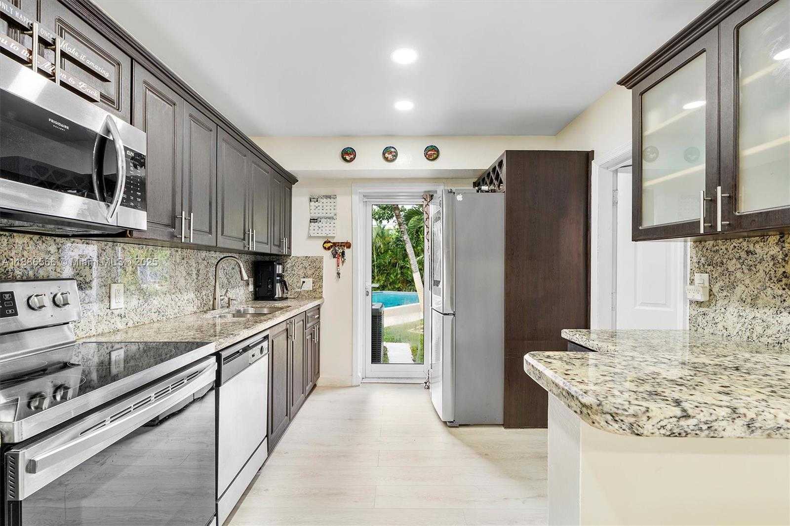 Small Image of 11028 NORTH WEST 2ND AVE, Miami Shores Number 19