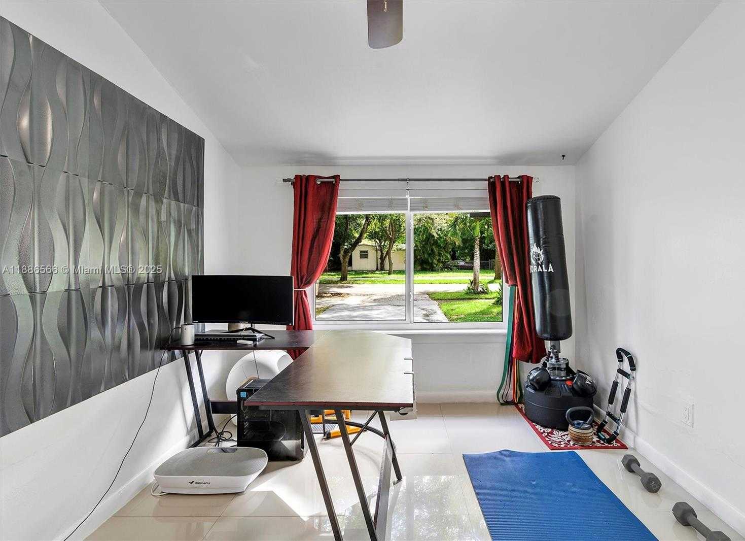 Small Image of 11028 NORTH WEST 2ND AVE, Miami Shores Number 24