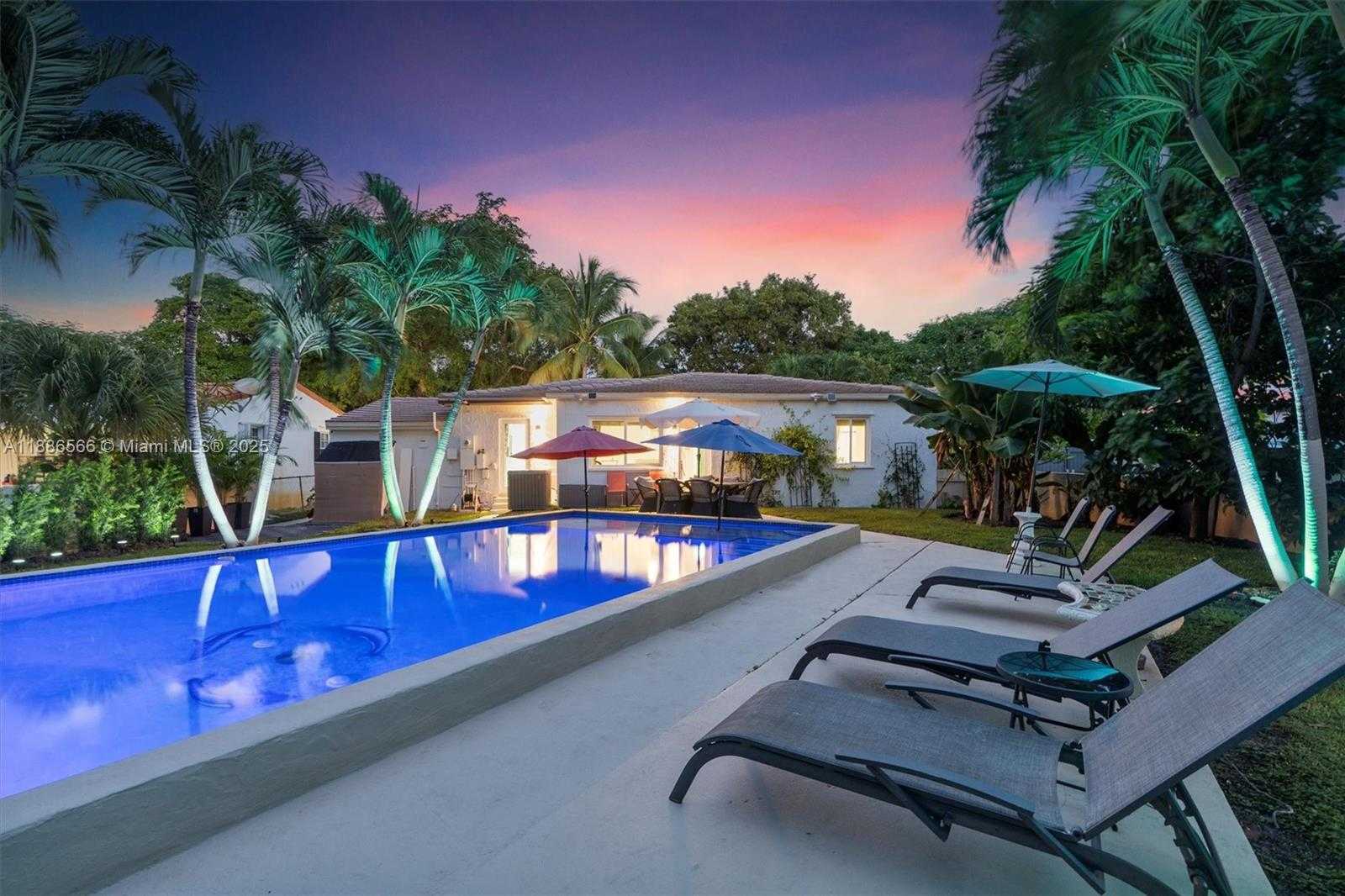 Small Image of 11028 NORTH WEST 2ND AVE, Miami Shores Number 3