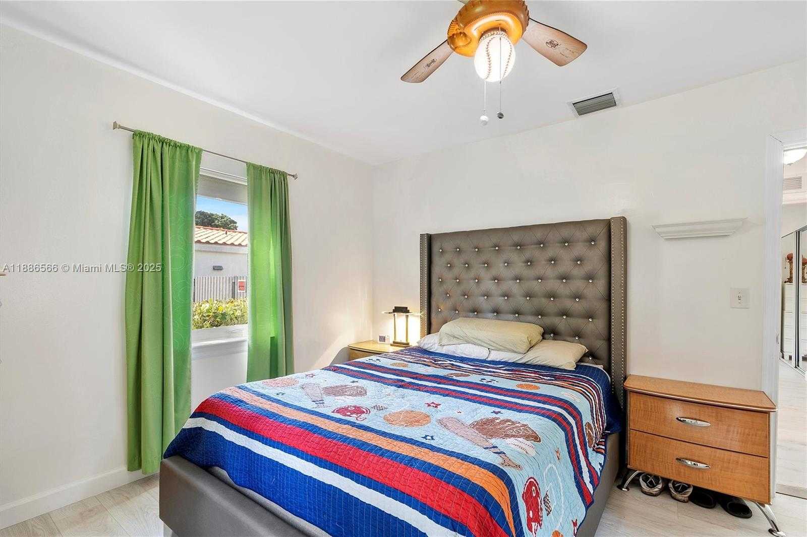 Small Image of 11028 NORTH WEST 2ND AVE, Miami Shores Number 31