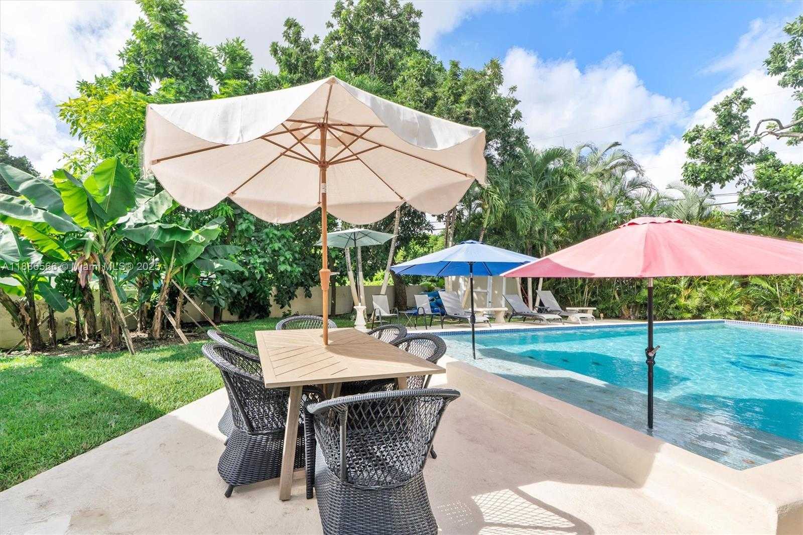 Small Image of 11028 NORTH WEST 2ND AVE, Miami Shores Number 45