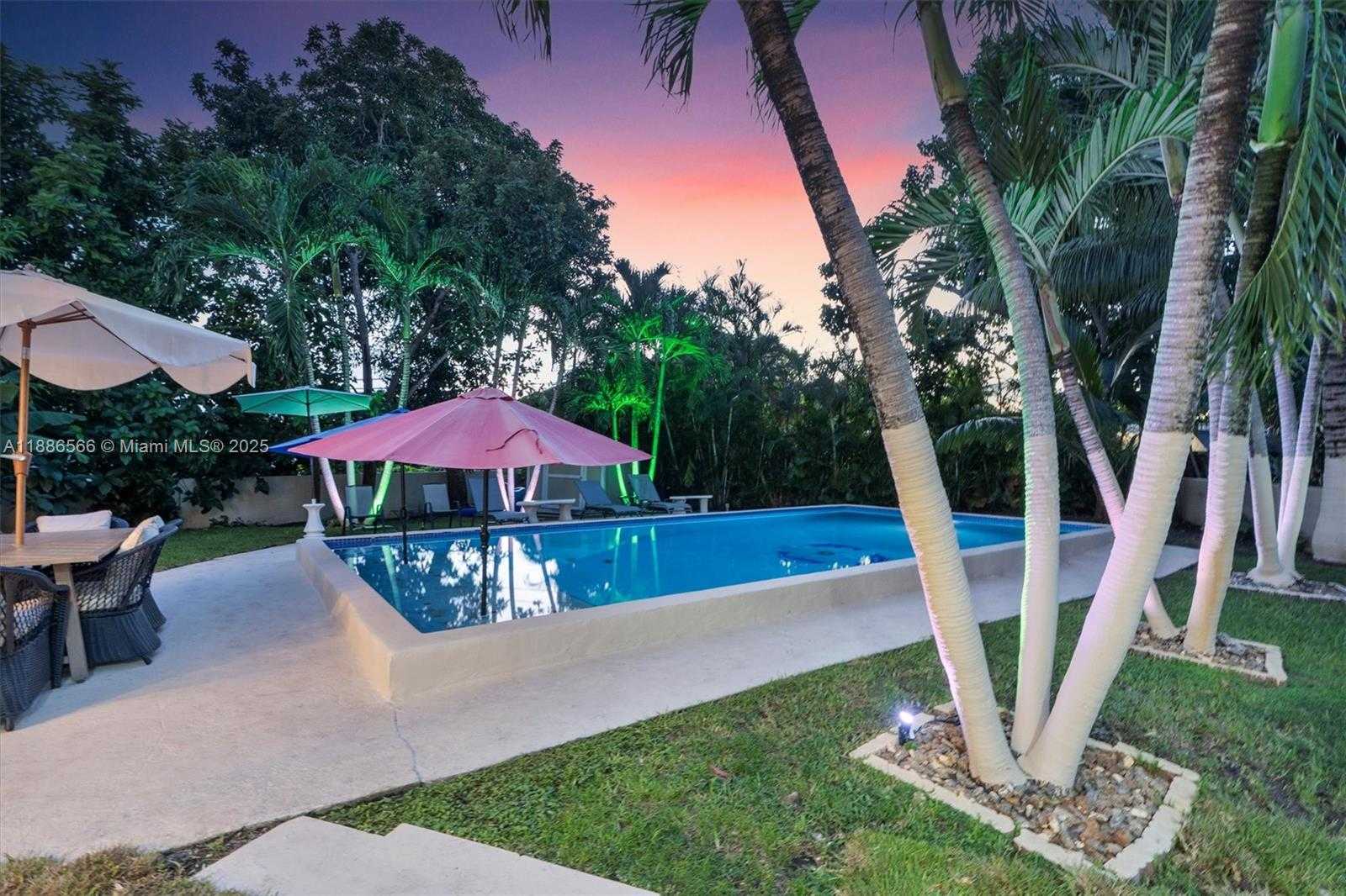 Small Image of 11028 NORTH WEST 2ND AVE, Miami Shores Number 48