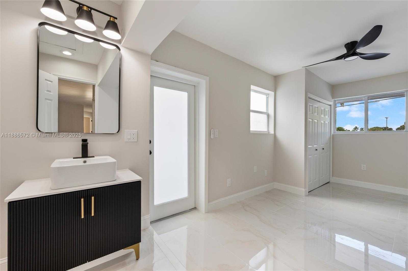 Small Image of 4932 NORTH WEST 173RD DR, Miami Gardens Number 18
