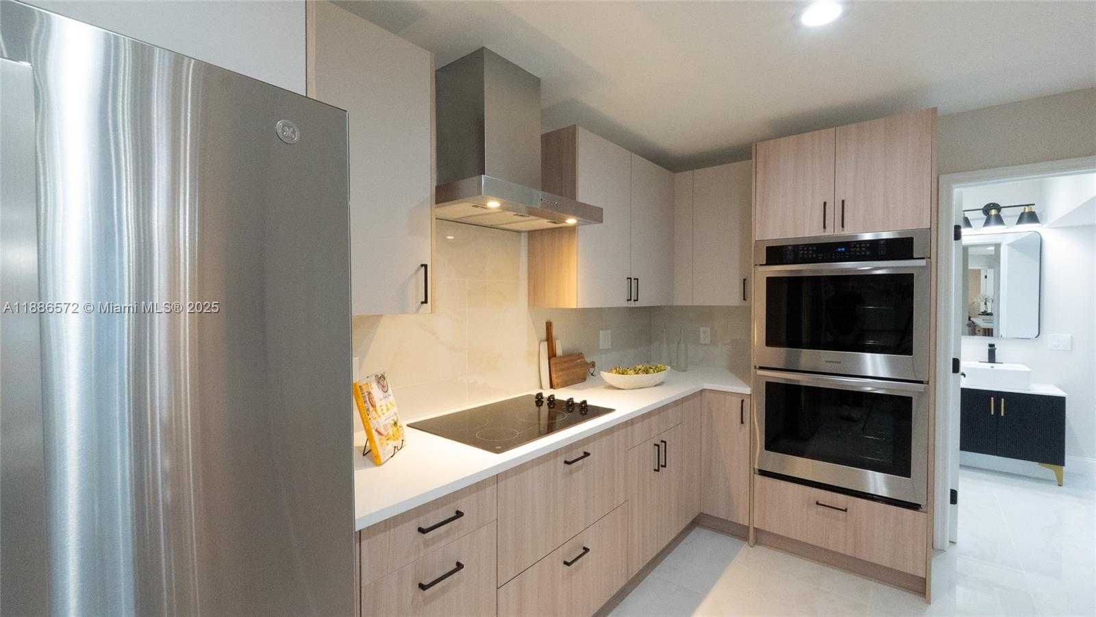Small Image of 4932 NORTH WEST 173RD DR, Miami Gardens Number 9