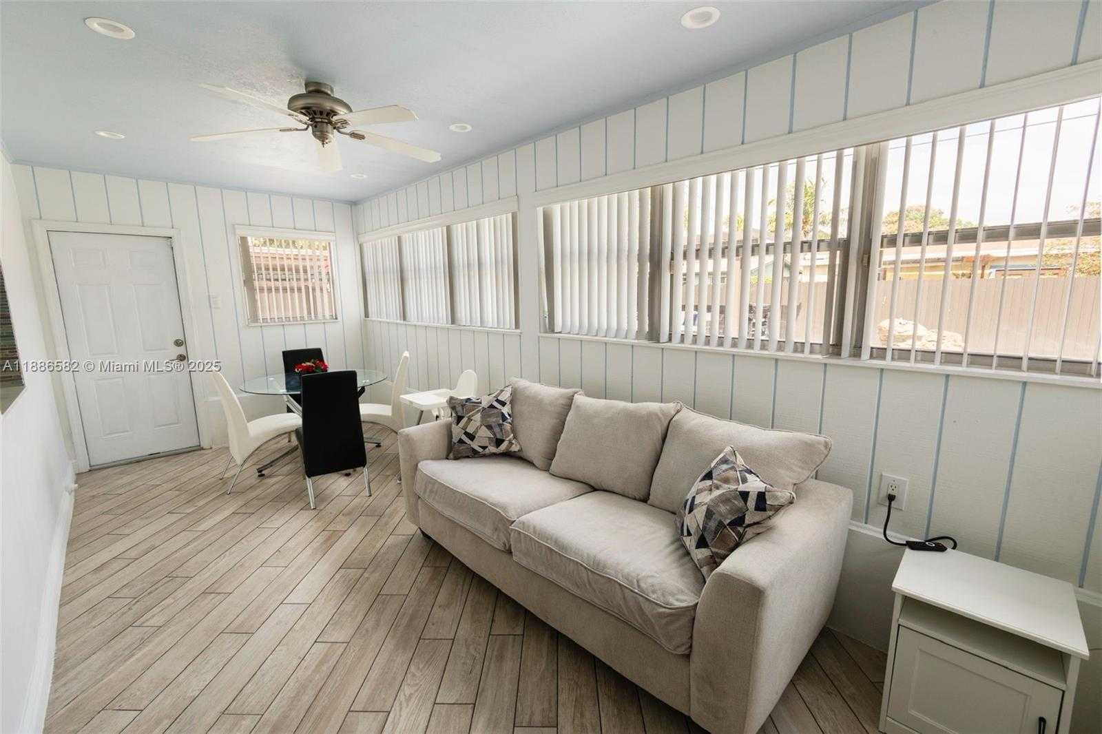 Small Image of 6541 NORTH WEST 24TH ST, Sunrise Number 12