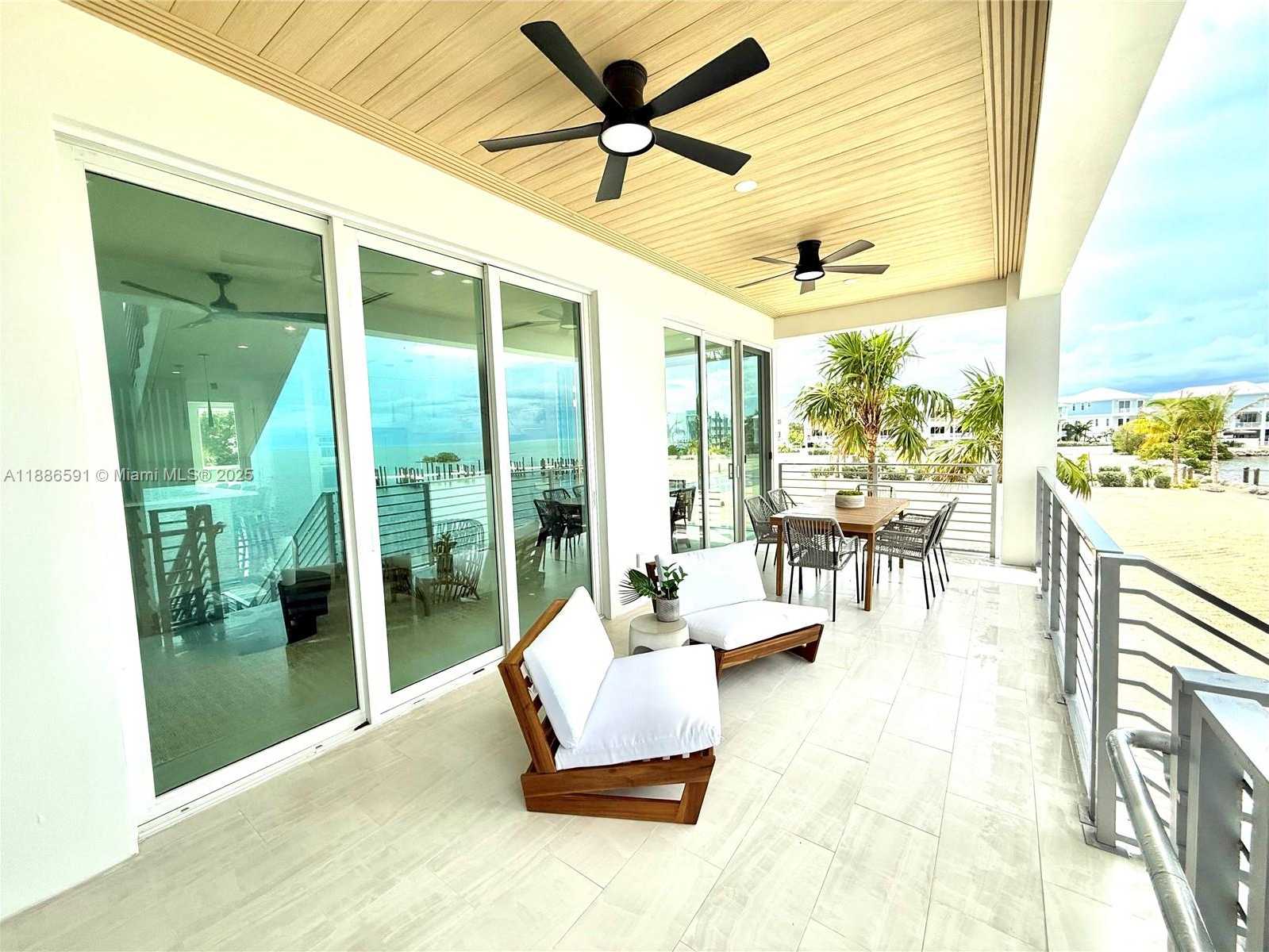 Small Image of 990 41ST GULF STREET 9, Other City - In The State Of Florida Number 13