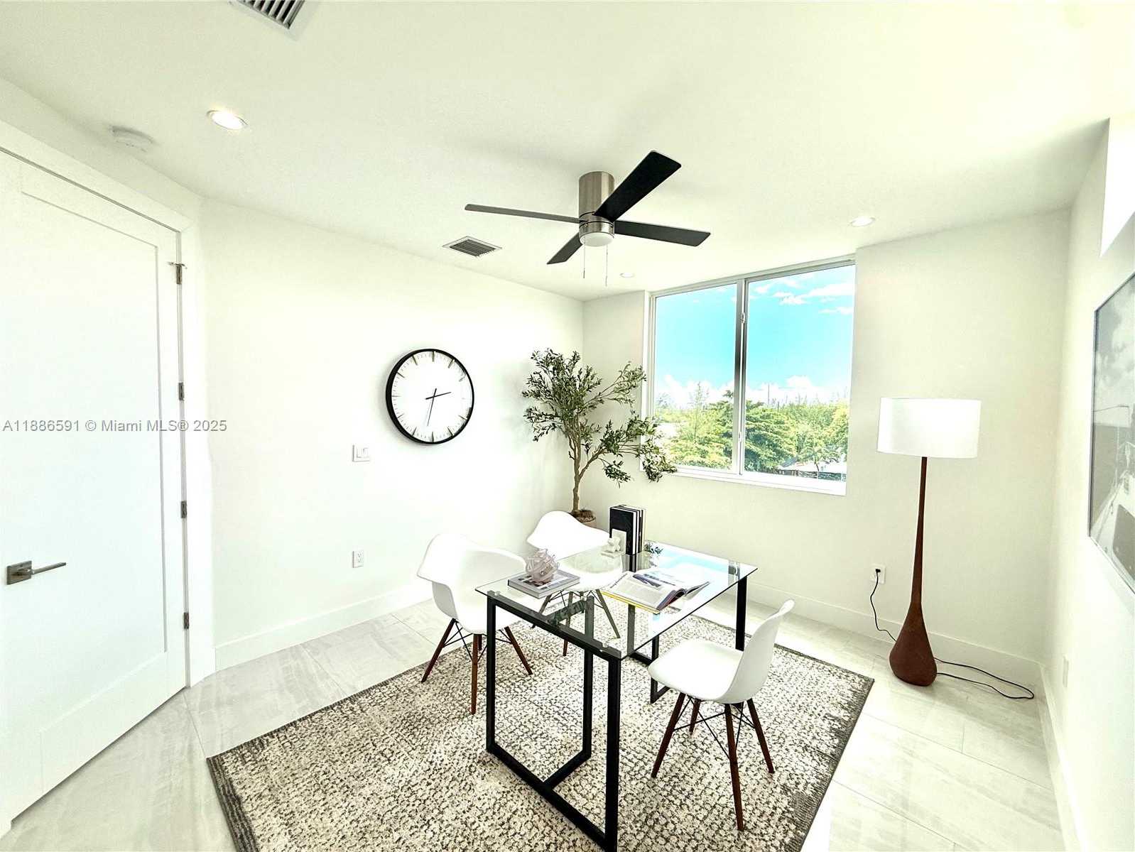 Small Image of 990 41ST GULF STREET 9, Other City - In The State Of Florida Number 26