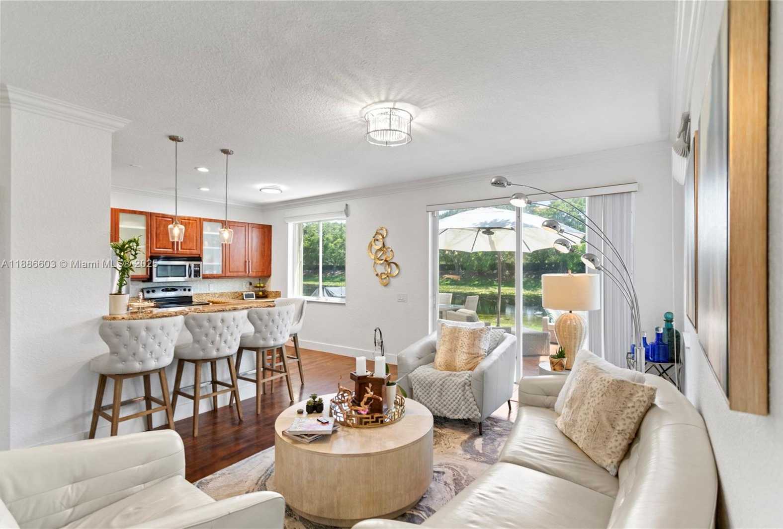 Small Image of 4275 IRONWOOD CT, Weston Number 10