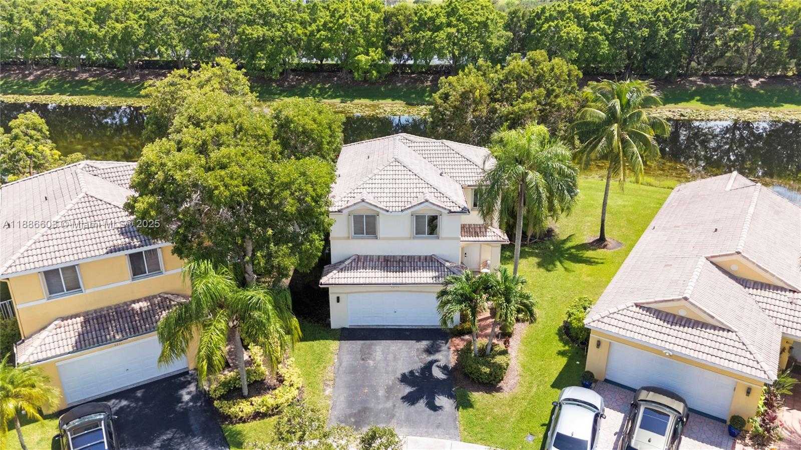 Small Image of 4275 IRONWOOD CT, Weston Number 32