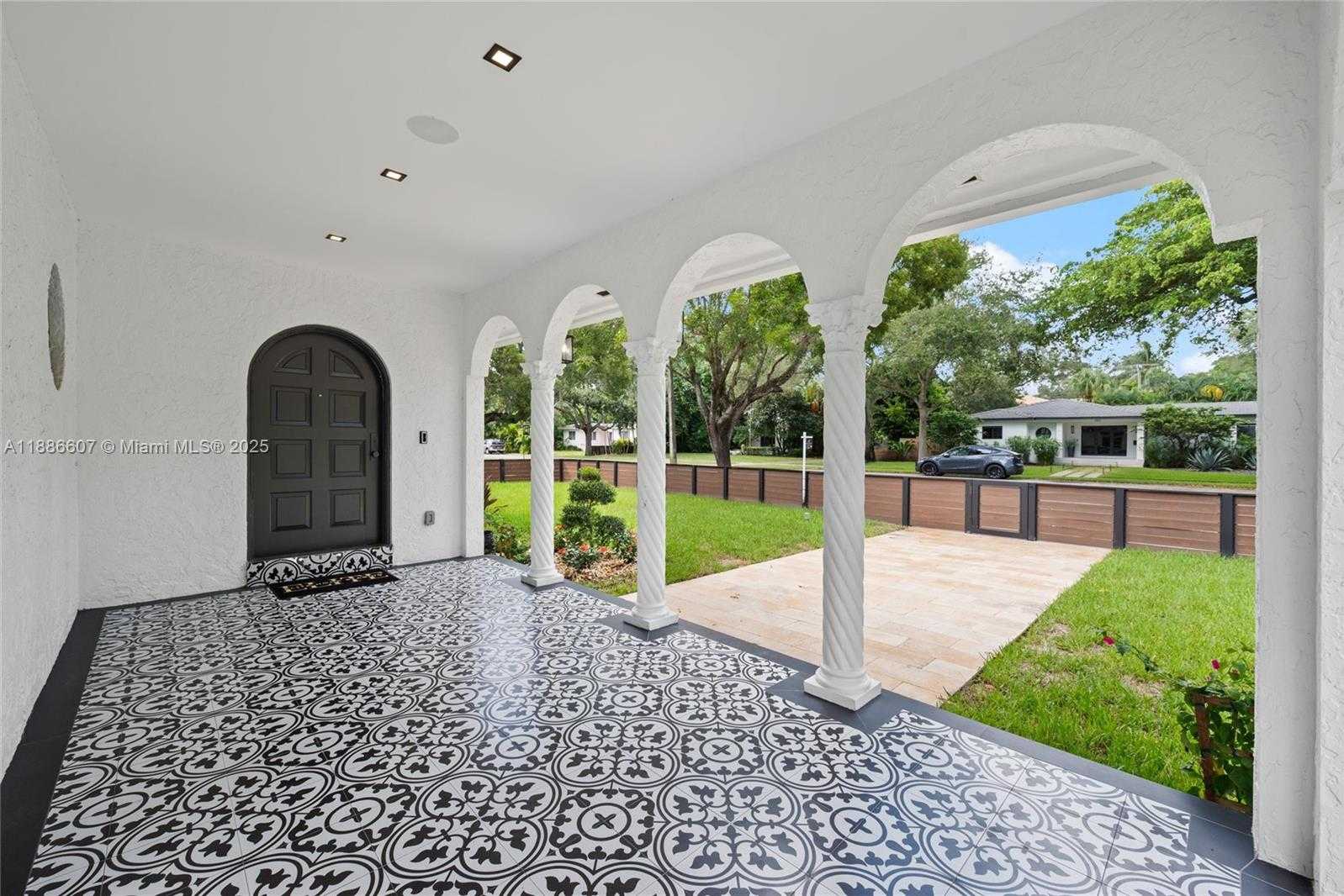 Small Image of 440 NORTH EAST 94TH ST, Miami Shores Number 13