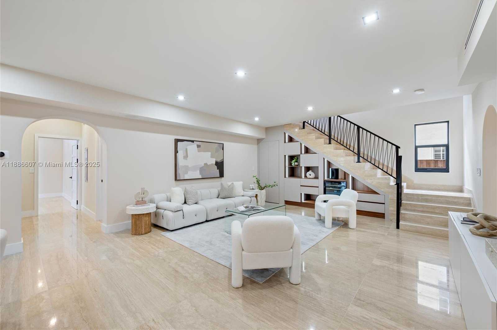 Small Image of 440 NORTH EAST 94TH ST, Miami Shores Number 24