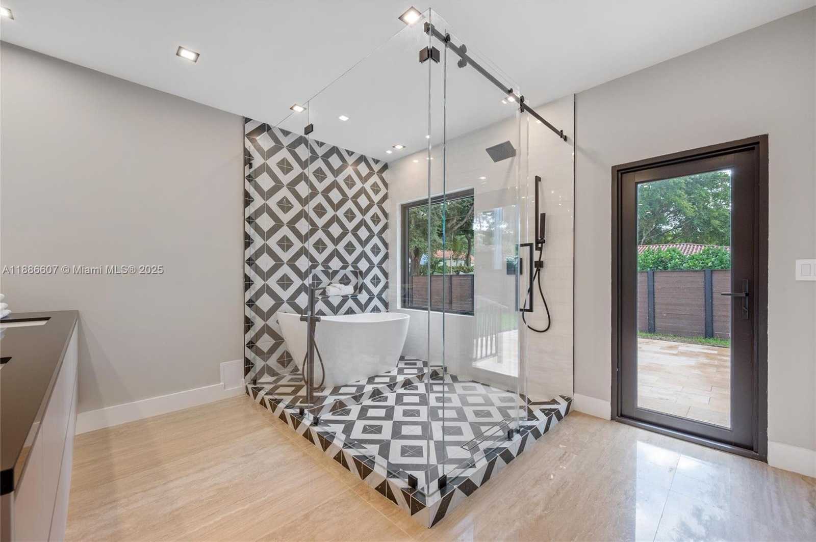 Small Image of 440 NORTH EAST 94TH ST, Miami Shores Number 33