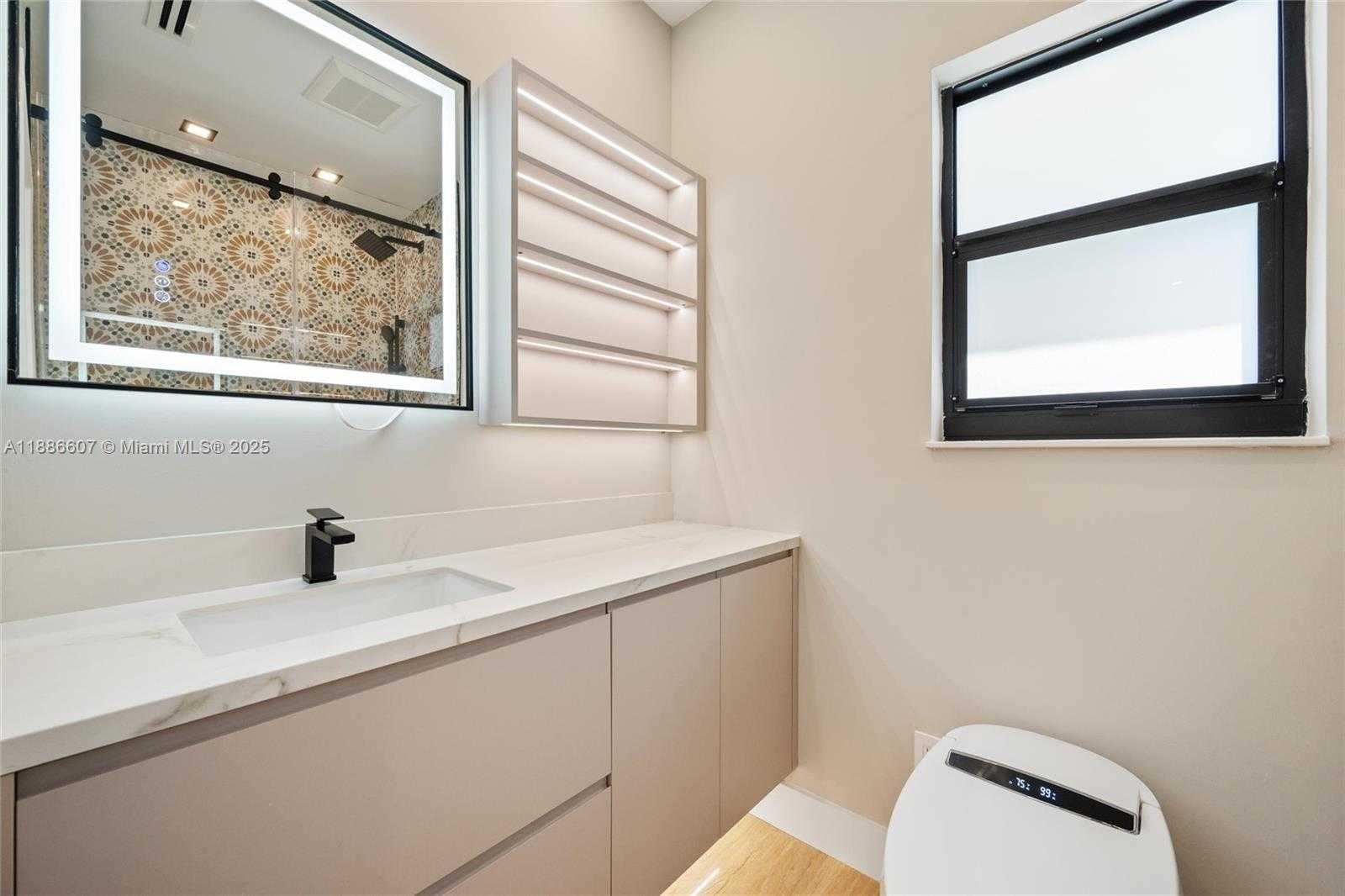 Small Image of 440 NORTH EAST 94TH ST, Miami Shores Number 37