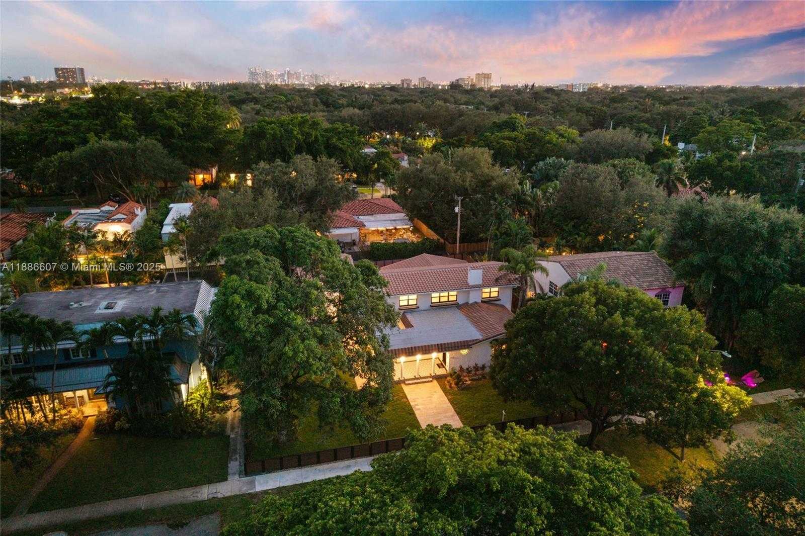 Small Image of 440 NORTH EAST 94TH ST, Miami Shores Number 76