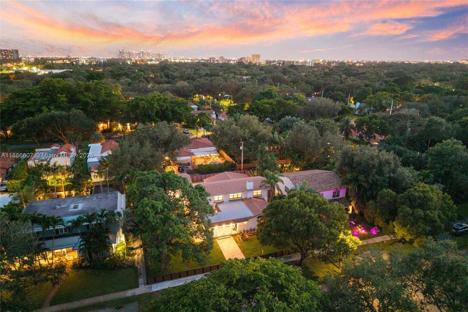 Small Image of 440 NORTH EAST 94TH ST, Miami Shores Number 78