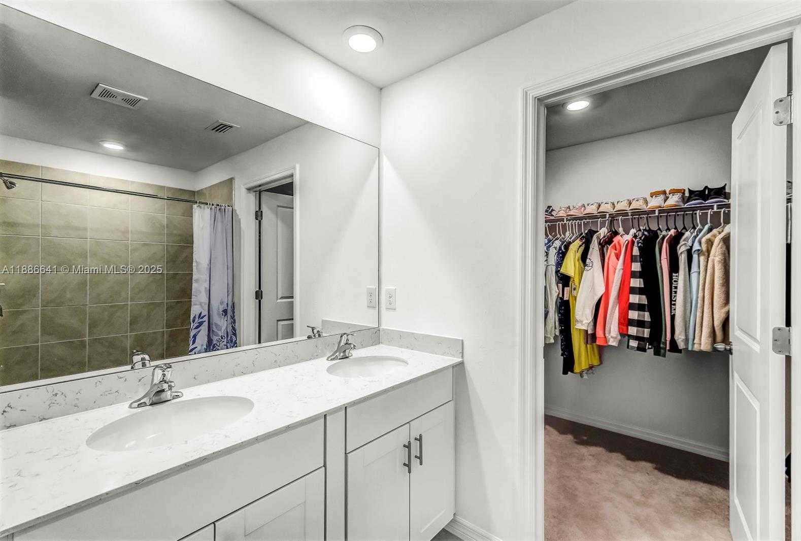 Small Image of 17812 BELFORTE, Other City - In The State Of Florida Number 13