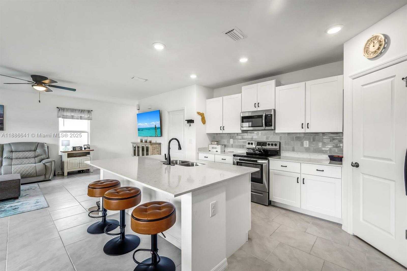 Small Image of 17812 BELFORTE, Other City - In The State Of Florida Number 4