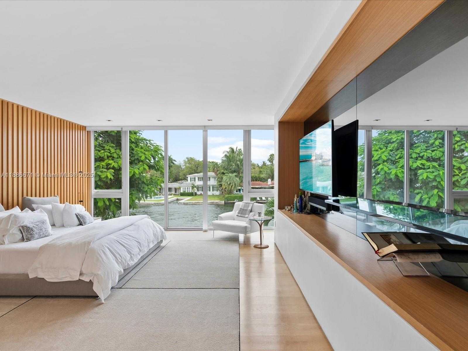 Small Image of 1015 NORTH RIO VISTA BLVD, Fort Lauderdale Number 34