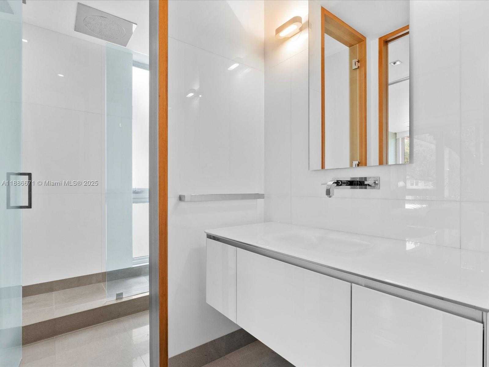 Small Image of 1015 NORTH RIO VISTA BLVD, Fort Lauderdale Number 40