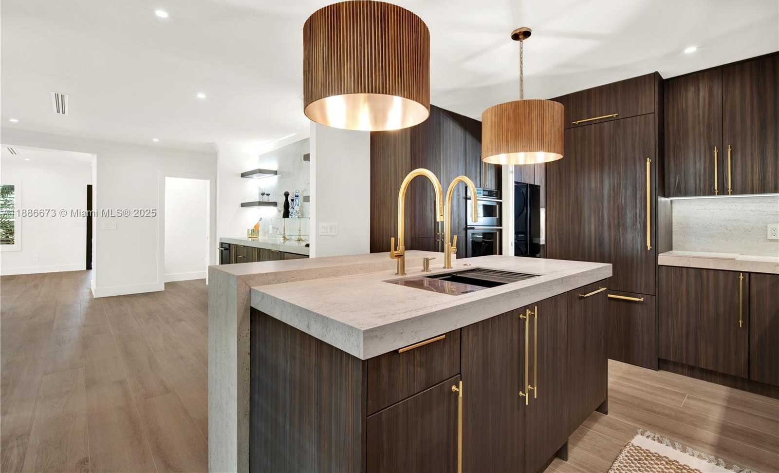 Small Image of 600 SAN ANTONIO AVE, Coral Gables Number 27