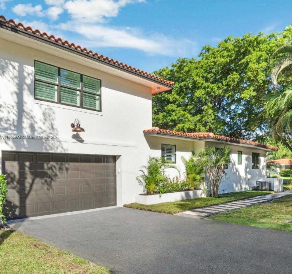 Small Image of 600 SAN ANTONIO AVE, Coral Gables Number 4
