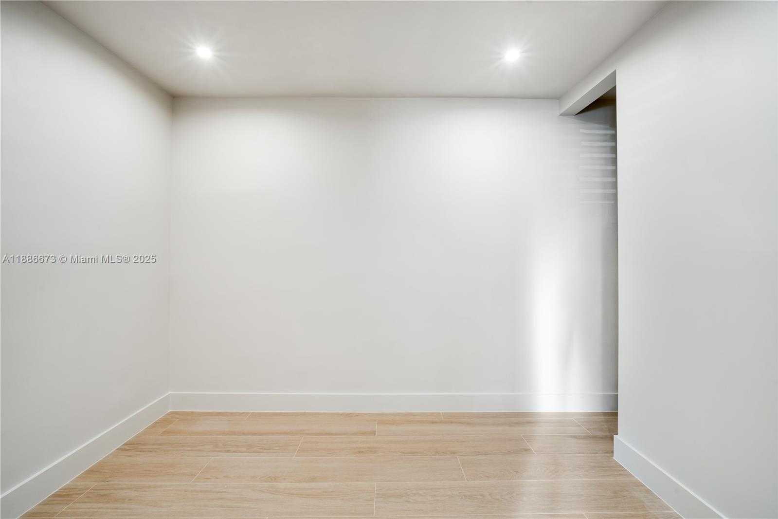 Small Image of 600 SAN ANTONIO AVE, Coral Gables Number 51