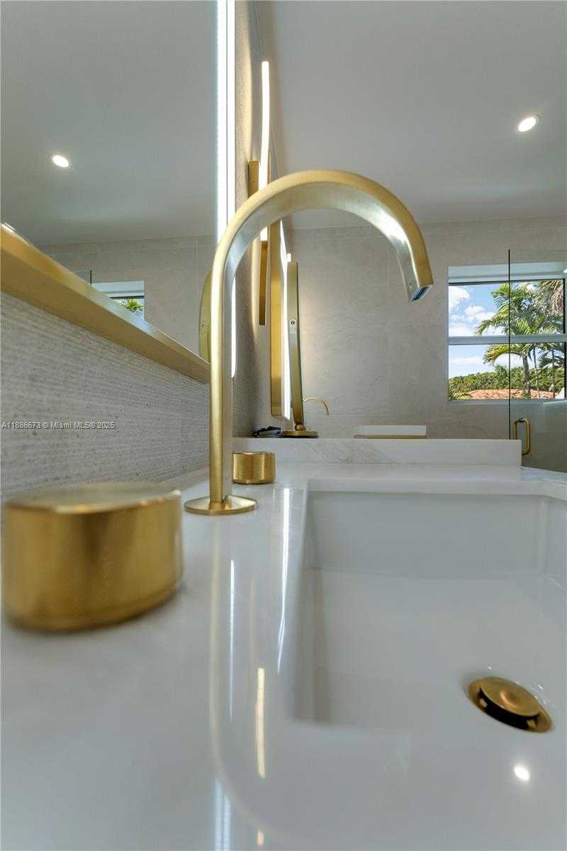 Small Image of 600 SAN ANTONIO AVE, Coral Gables Number 56