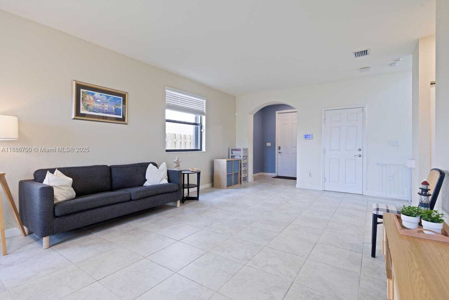 Small Image of 2442 NORTH EAST 1ST ST, Homestead Number 3