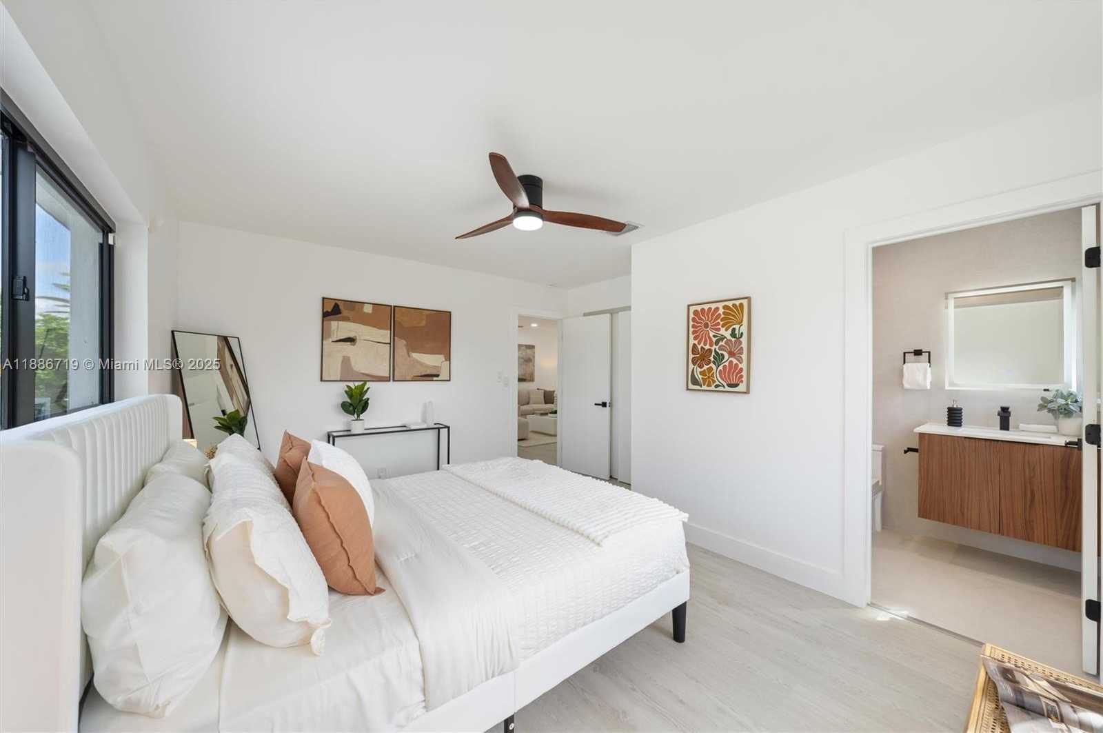 Small Image of 1305 NORTH 31ST RD, Hollywood Number 12