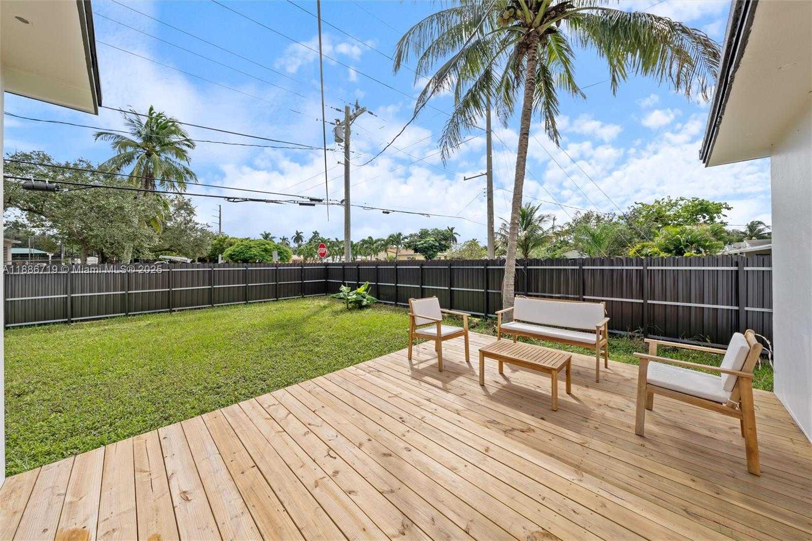 Small Image of 1305 NORTH 31ST RD, Hollywood Number 22