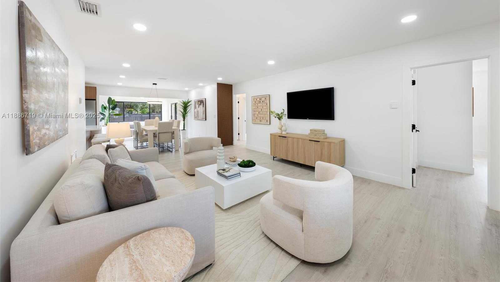 Small Image of 1305 NORTH 31ST RD, Hollywood Number 7