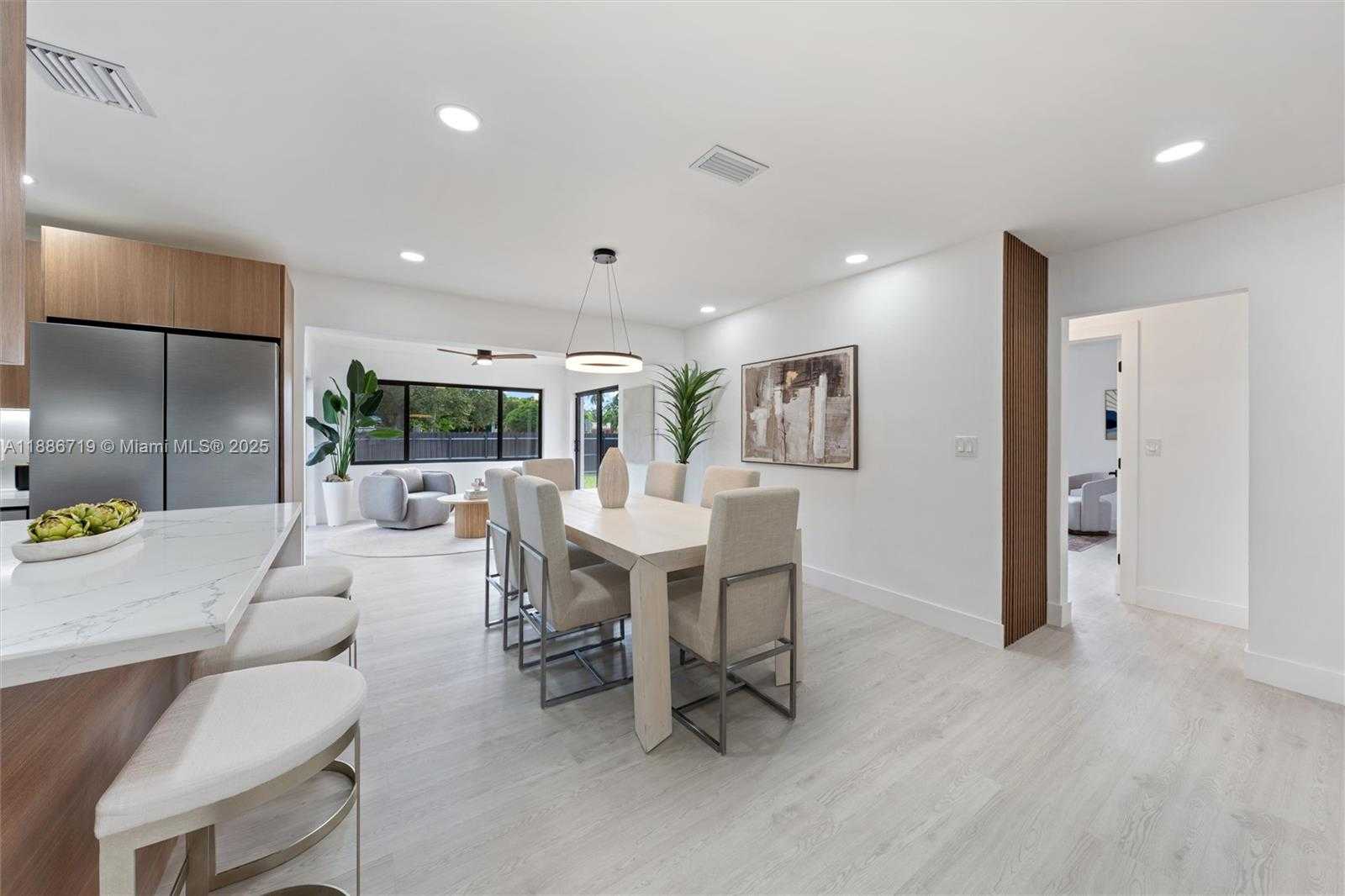 Small Image of 1305 NORTH 31ST RD, Hollywood Number 8