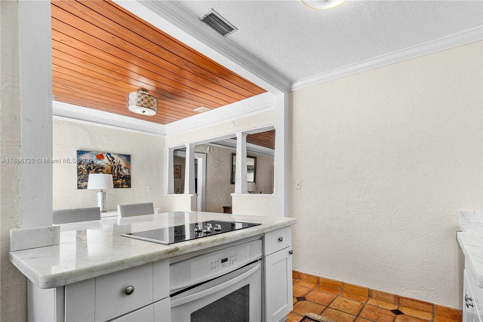 Small Image of West Palm Beach Number 12