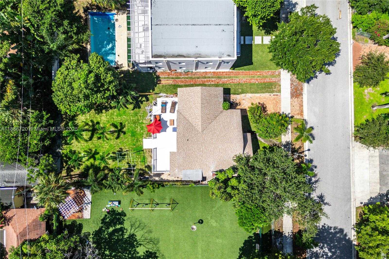 Small Image of West Palm Beach Number 23