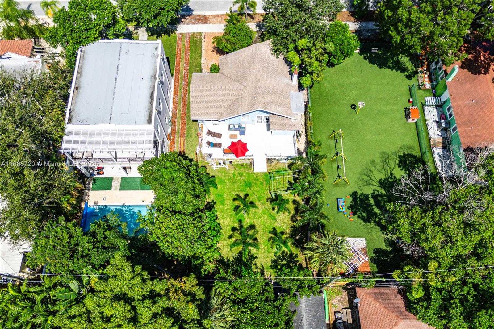 Small Image of West Palm Beach Number 25