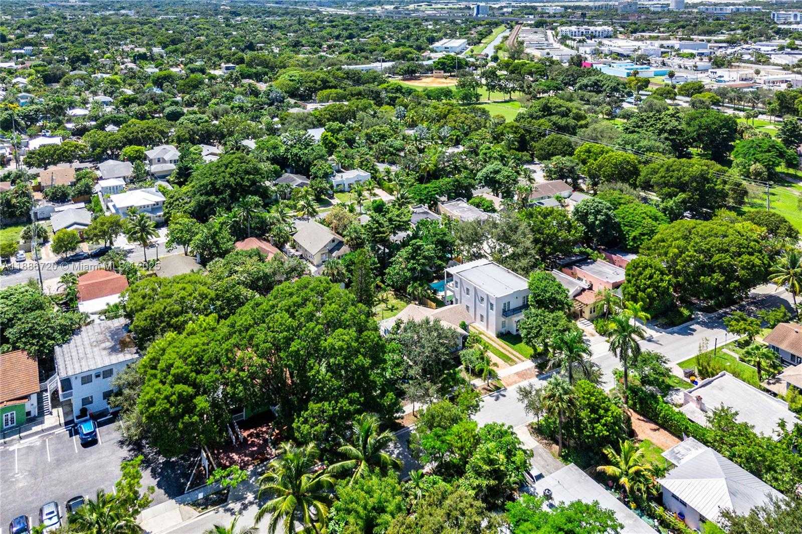 Small Image of West Palm Beach Number 32