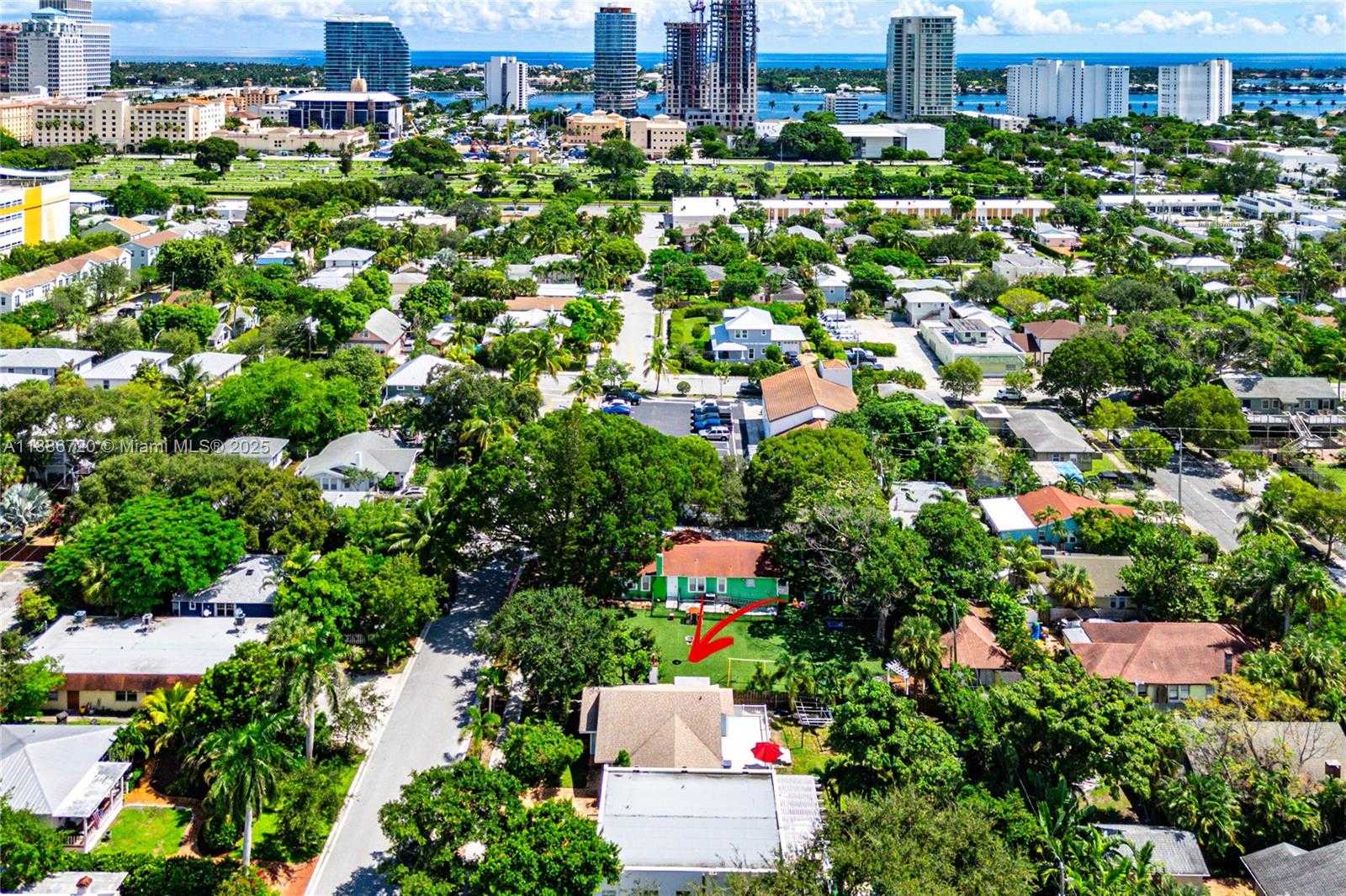 Small Image of West Palm Beach Number 35